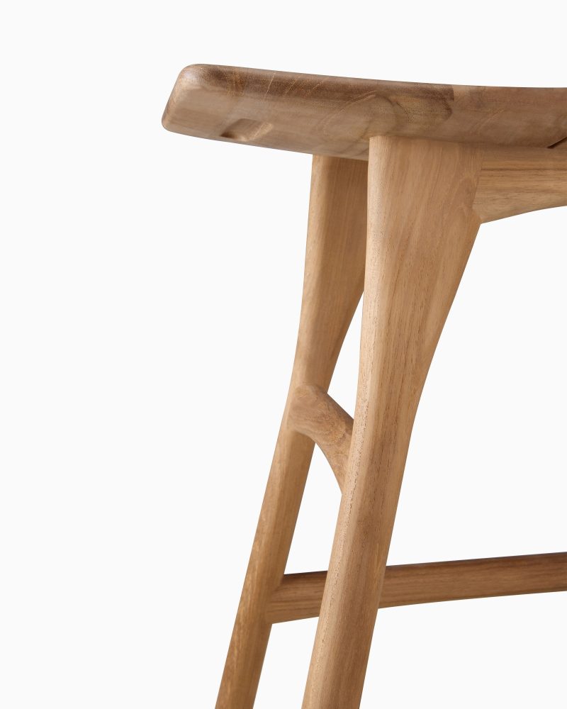 10288 Osso outdoor stool frame teak det03 cut HQ