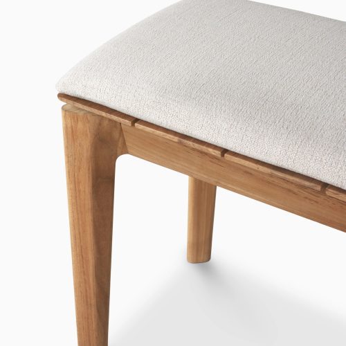 10386 Bokoutdoorbench162 teak OffWhitefabric det3 cut HQ