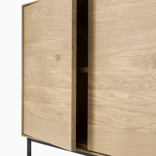 51464 Whitebird sideboard det01 cut web