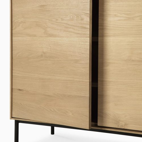 51468 Whitebird sideboard det02 cut web