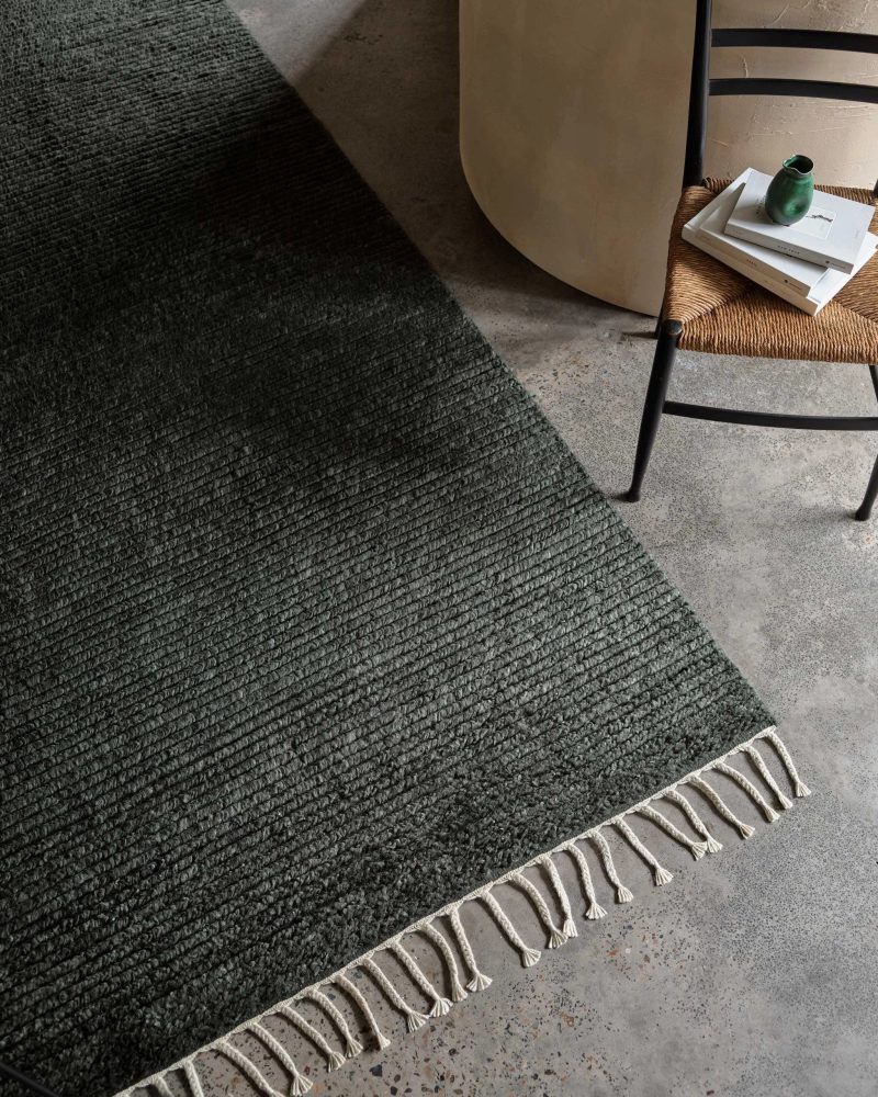 Armadillo Rugs ClassicCollection Malawi Kelp InSitu 2